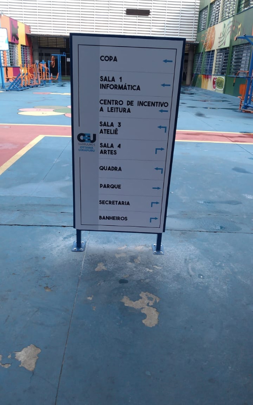 Adesivo para escola